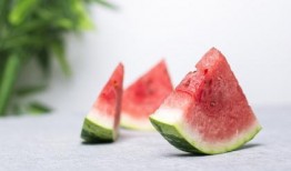 梦见家里瓜熟了吃